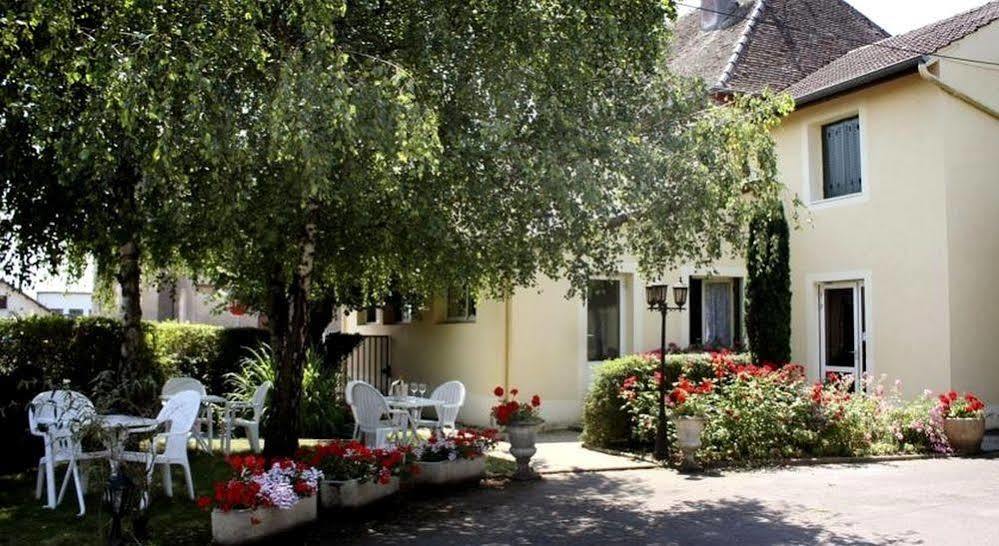 Logis Au Puits Enchante Saint-Martin-en-Bresse Exterior foto